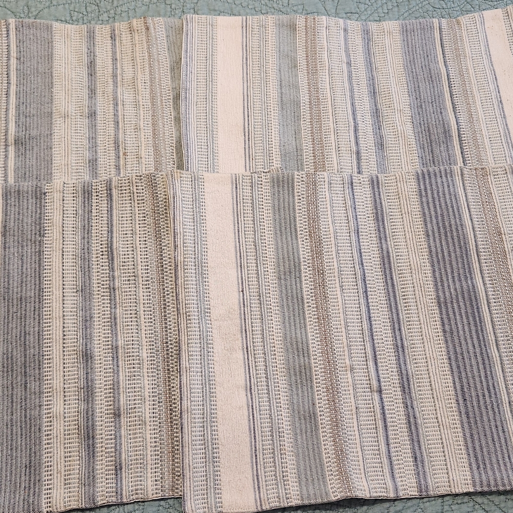 4 Place Mats. Elegant Striped Kitchen Linens - Cream and Gray